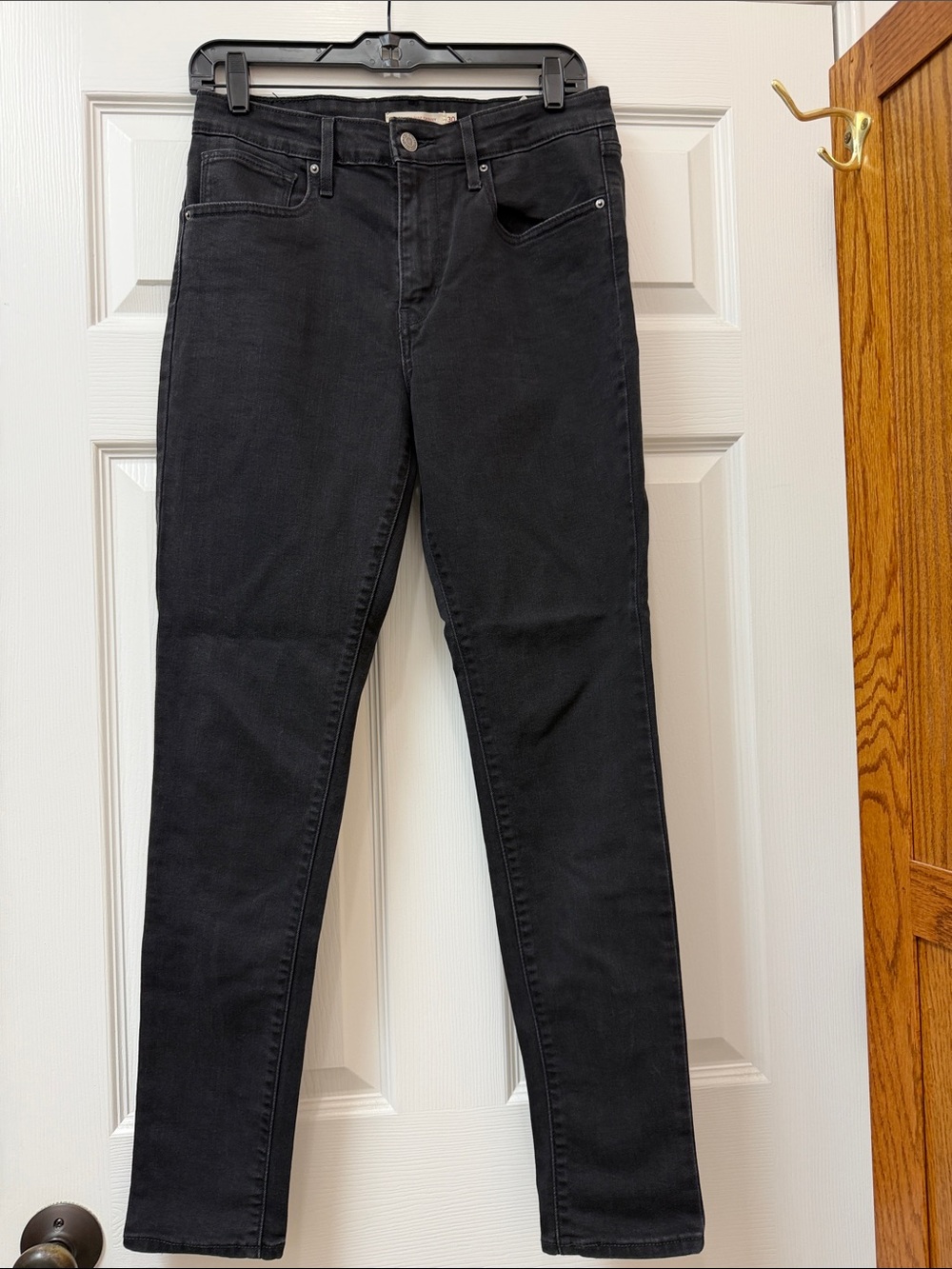 LEVI’S 721 High Rise Skinny black jeans